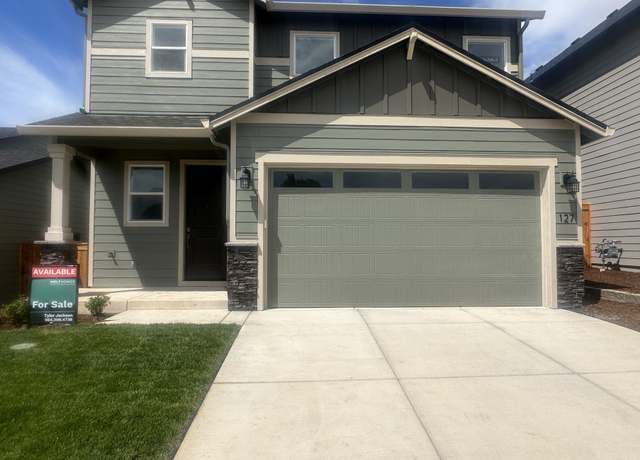Property at 127 Valemont Dr #35, Eagle Point, OR 97524, 3 beds, 2.5 baths