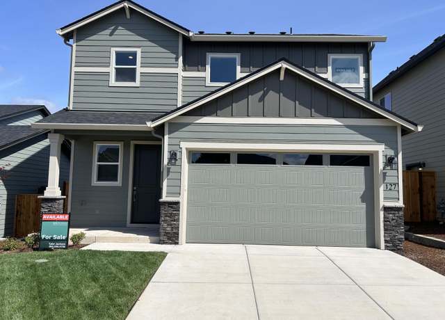 Property at 127 Valemont Dr #35, Eagle Point, OR 97524, 3 beds, 2.5 baths