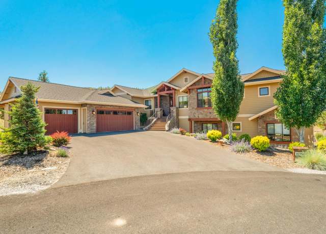 Property at 11358 Highcrest Ct, Redmond, OR 97756, 4 beds, 2.5 baths