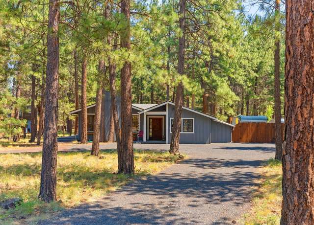 Property at 69382 Tollgate Rd, Sisters, OR 97759, 3 beds, 2 baths
