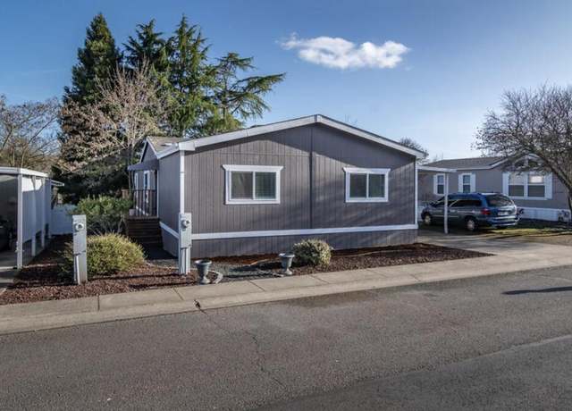 Property at 134 Owyhee Ln, Roseburg, OR 97471, 3 beds, 2 baths