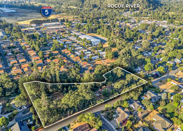 Property at 620 3rd St, Rogue River, OR 97537, 3 beds, 1.5 baths