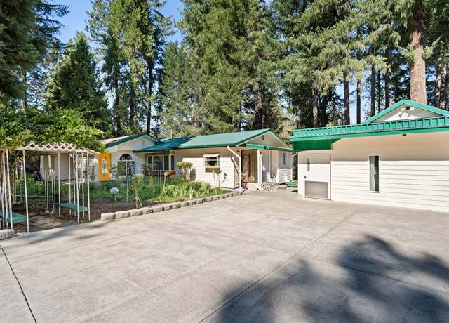 Property at 1282 Pleasant Creek Rd, Rogue River, OR 97537, 3 beds, 2 baths