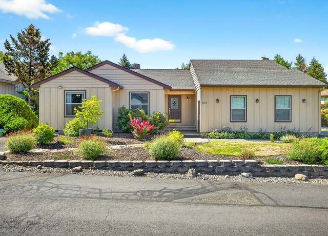 Property at 2458 Republic Way, Medford, OR 97504, 3 beds, 2 baths