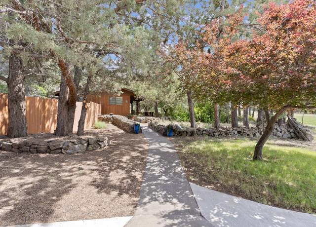 Property at 62636 Erickson Rd, Bend, OR 97701, 3 beds, 3.5 baths