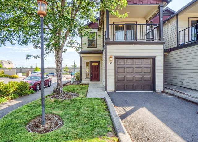 Property at 173 Logan Ave, Central Point, OR 97502, 2 beds, 2.5 baths
