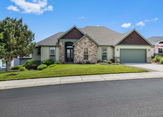 Property at 3736 SW Tommy Armour Ln, Redmond, OR 97756, 3 beds, 2 baths