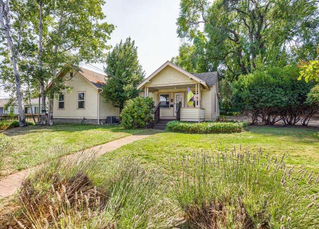 Property at 1372 Iowa St, Ashland, OR 97520, 4 beds, 3 baths