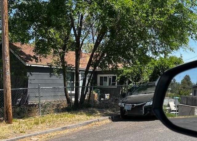 Property at 1127 N 8th St, Klamath Falls, OR 97601, 2 beds, 1 bath