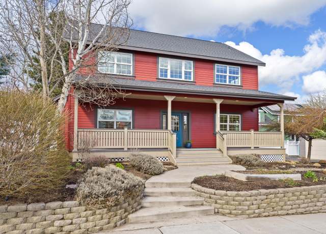 Property at 2082 NE Cradle Mountain Way, Bend, OR 97701, 3 beds, 2.5 baths