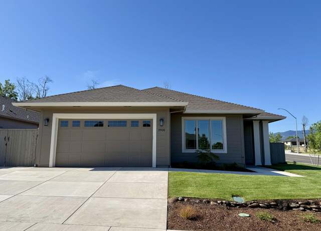 Property at 3908 Colorado Dr, Medford, OR 97504, 3 beds, 2 baths