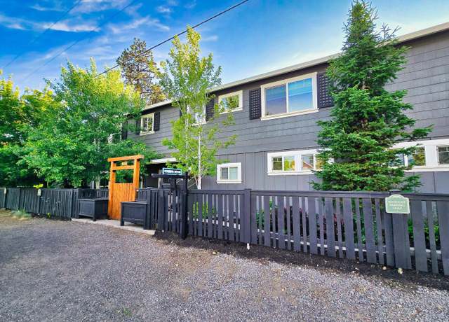 Property at 255 S Larch St, Sisters, OR 97759, 4 beds, 3 baths