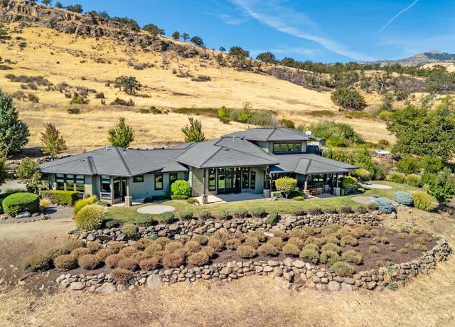 Property at 1475 Dead Indian Memorial Rd, Ashland, OR 97520, 4 beds, 3.5 baths