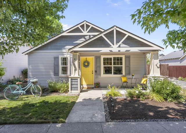 Property at 61113 Larkspur Loop, Bend, OR 97702, 3 beds, 2 baths