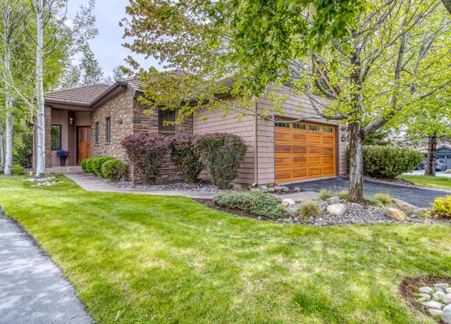 Property at 19312 Goose Creek Ct, Bend, OR 97702, 3 beds, 2.5 baths
