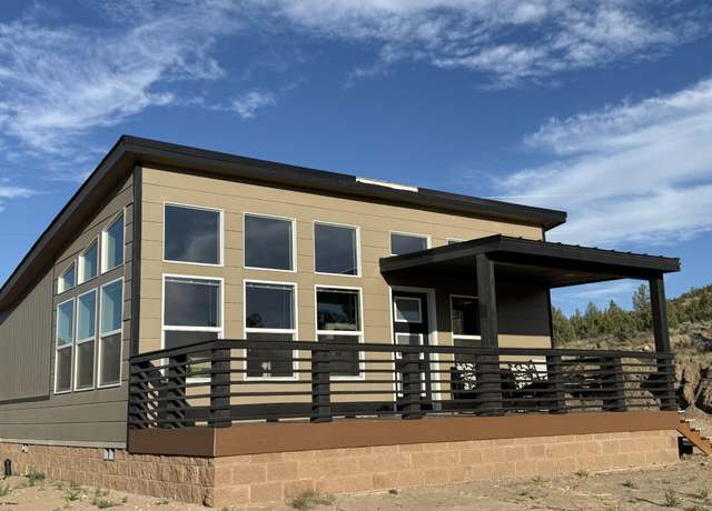 Property at 12354 SW Reif Rd, Powell Butte, OR 97753, 2 beds, 2 baths
