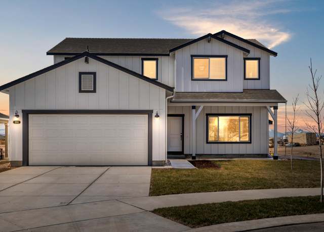 Property at 3377 NW 12th St #39, Redmond, OR 97756, 5 beds, 2.5 baths