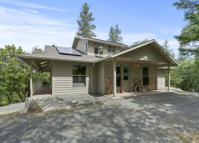 Property at 466 Three Pines Rd, Grants Pass, OR 97526, 4 beds, 3 baths