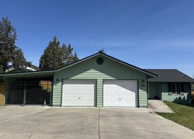 Property at 698 SW Lorraine Dr, Madras, OR 97741, 3 beds, 2 baths