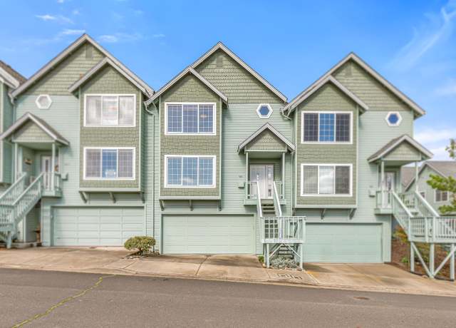 Property at 569 Scenic Dr, Ashland, OR 97520, 3 beds, 2.5 baths