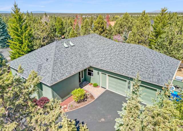 Property at 722 Golden Pheasant Dr, Redmond, OR 97756, 3 beds, 3 baths