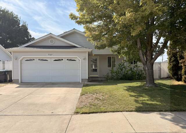 Property at 7727 Wilson Way, White City, OR 97503, 3 beds, 2 baths
