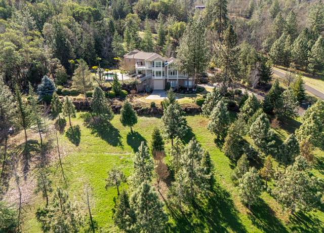 Property at 4459 Old Stage Rd, Central Point, OR 97502, 4 beds, 5.5 baths