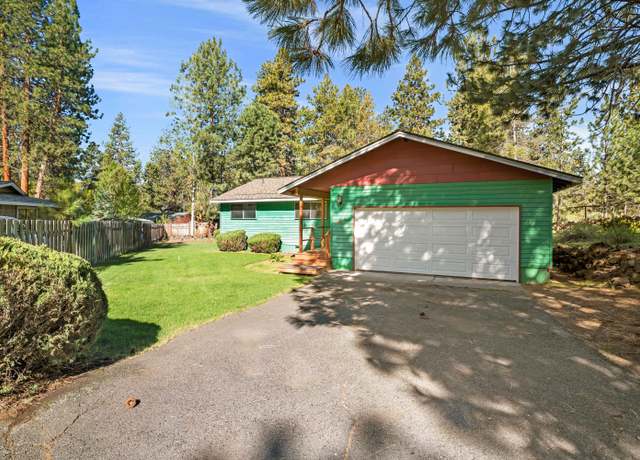 Property at 60861 Cultus Dr, Bend, OR 97702, 3 beds, 2 baths
