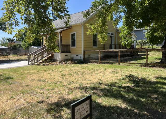 Property at 227 W Hersey St, Ashland, OR 97520, 2 beds, 2 baths