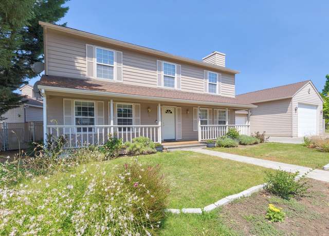 Property at 2769 Stonebrook Dr, Medford, OR 97504, 4 beds, 2.5 baths