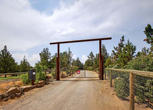 Property at 65043 85th St, Bend, OR 97703, 3 beds, 2.5 baths
