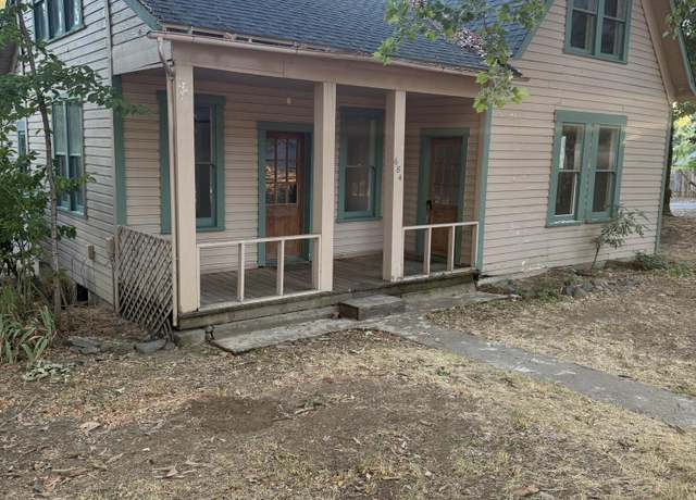 Property at 684 Fifth Ave, Gold Hill, OR 97525, 3 beds, 1 bath