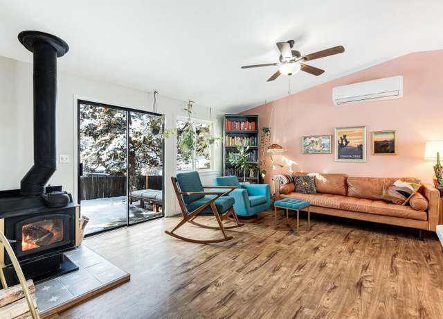 Property at 2131 NE Wells Acres Rd, Bend, OR 97701, 3 beds, 2 baths