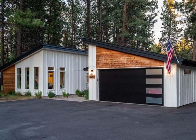 Property at 60072 Cinder Butte Rd, Bend, OR 97702, 3 beds, 2 baths