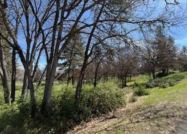 Property at Coopers Hawk Rd Lot 880, Klamath Falls, OR 97601