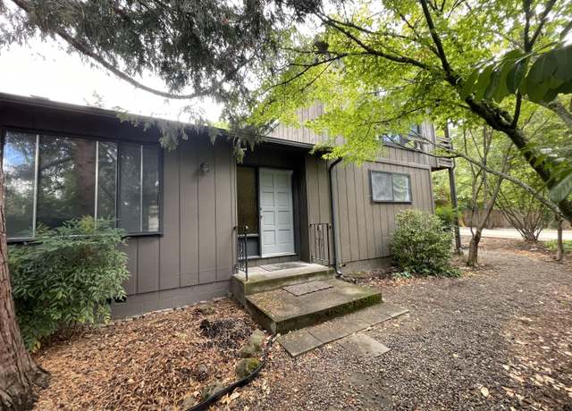Property at 1932 Verda St, Ashland, OR 97520, 3 beds, 2 baths