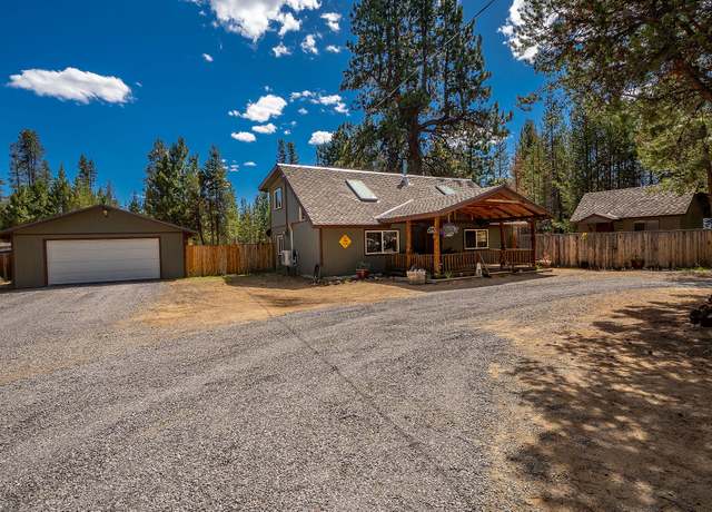 Property at 17545 Holgate Ct, La Pine, OR 97739, 3 beds, 2 baths