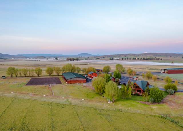 Property at 18010 Hill Rd, Klamath Falls, OR 97603, 2 beds, 2 baths