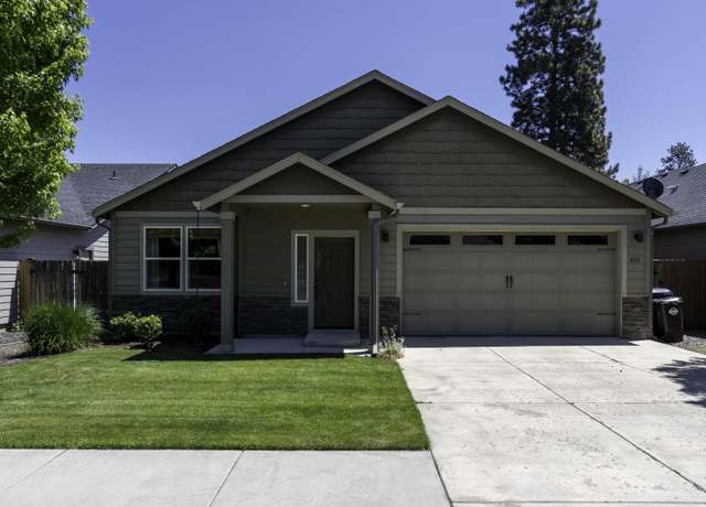 Property at 460 N Trinity Way, Sisters, OR 97759, 3 beds, 2 baths
