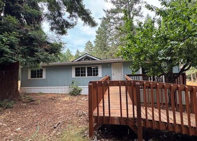 Property at 1082 Marcy Loop Rd, Grants Pass, OR 97527, 3 beds, 2 baths