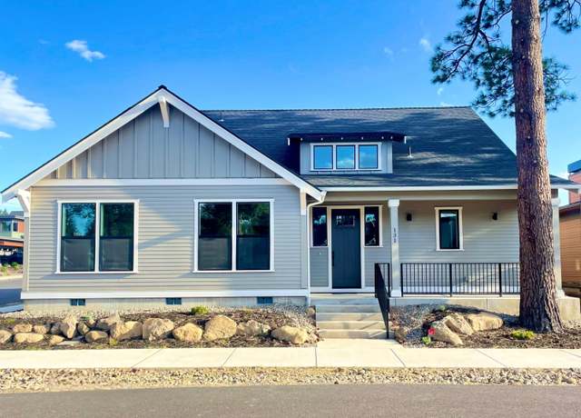 Property at 131 W Clearpine Dr, Sisters, OR 97759, 3 beds, 2 baths