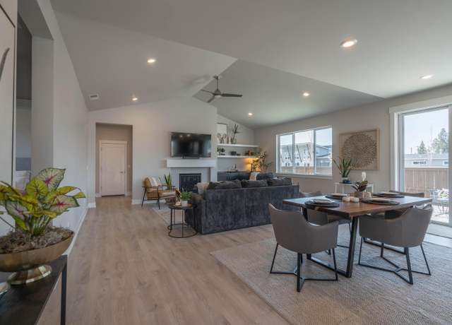 Property at 20867 SE Delta Dr, Bend, OR 97702, 3 beds, 2 baths