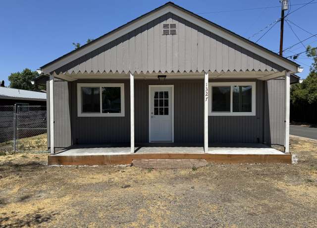 Property at 1327 Saling Ave, Medford, OR 97504, 2 beds, 1 bath
