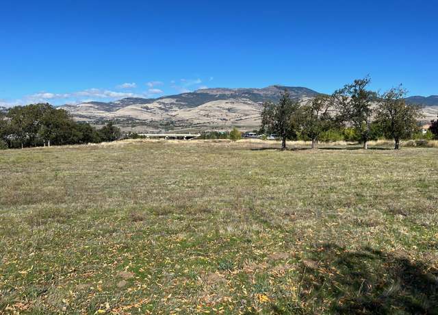 Property at 766 E Jefferson Ave, Ashland, OR 97520