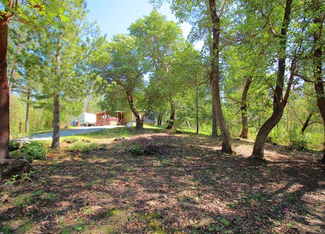 Property at 2659 Midway Ave, Grants Pass, OR 97527, 5 beds, 2 baths