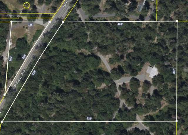 Property at 2659 Midway Ave, Grants Pass, OR 97527, 5 beds, 2 baths