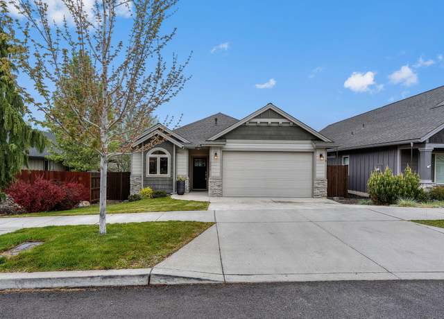 Property at 3375 NE Crystal Springs Dr, Bend, OR 97701, 3 beds, 2 baths
