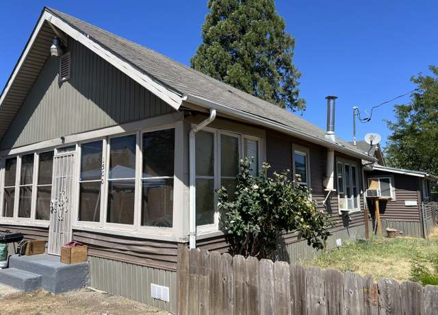 Property at 1500 Prune St, Medford, OR 97501, 3 beds, 1 bath