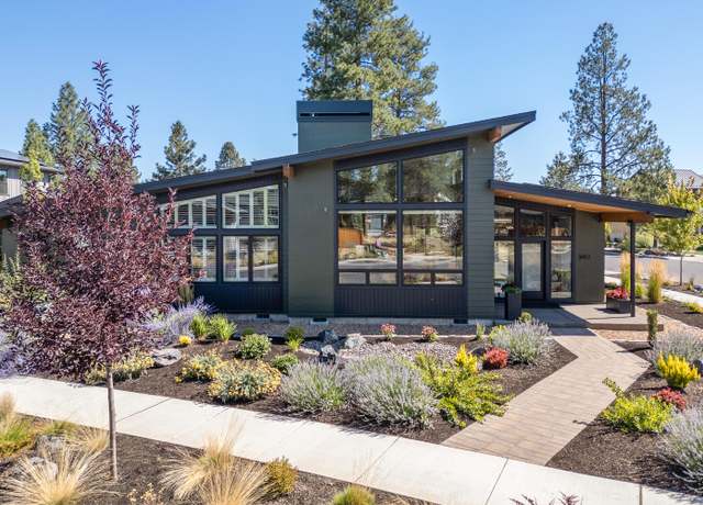 Property at 3057 NW Blodgett Way, Bend, OR 97703, 3 beds, 2 baths