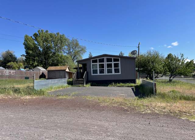 Property at 1784 Central Ave, Terrebonne, OR 97760, 3 beds, 2 baths